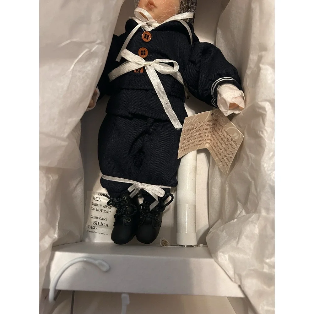 Lee Middleton Irish Child 1890 Miniature Doll #810 COA Artist Studio Reva Schick